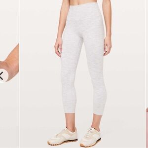 1152. EUC - Wunder Under High-Rise 7/8 Tight Luxtreme 25” Wee Are From Space